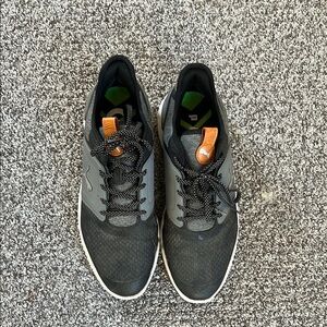 Puma Men's Black and Gray Sneakers with Orange Highlights